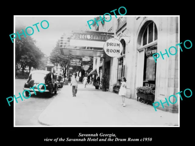 OLD POSTCARD SIZE PHOTO OF SAVANNAH GEORGIA SAVANNAH HOTEL & DRUM ROOM c1950