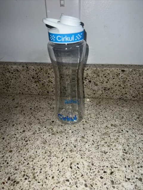 https://www.picclickimg.com/a~EAAOSwk0BliinL/Cirkul-BPA-Free-Plastic-Water-Bottle-with-Comfort-Grip.webp
