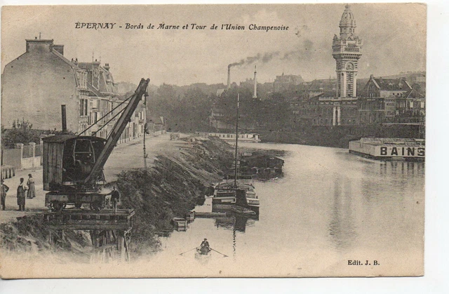 EPERNAY - Marne - CPA 51 - Péniches - bords de Marne