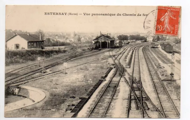 ESTERNAY Marne CPA 51 chemin de fer vue intérieure train