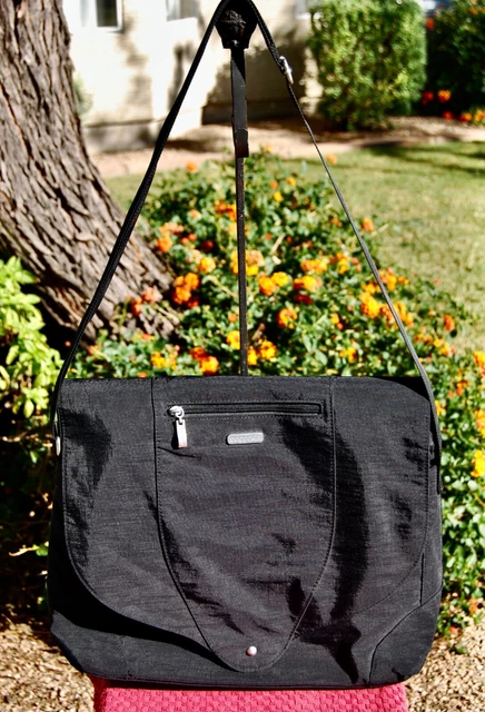 Baggallini Crossbody Multi Pocket Nylon Bag Purse W/Convenient Adjustable Strap