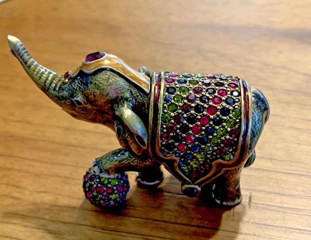 Jay Strongwater Swarovski Crystal Elephant with Ball Trinket Box