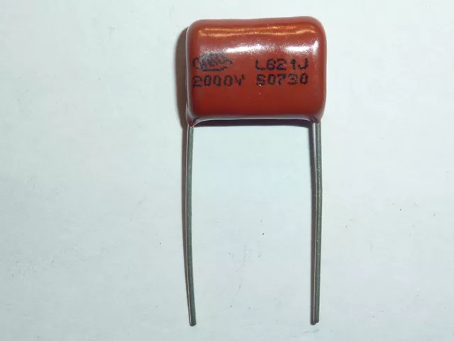 20pcs 2000V 821 J 0.00082uf 0.82nf 820pf P15 CBB81 CBB metal film capacitor