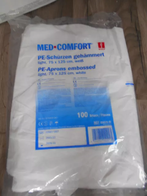 100 Med Comfort PE  – Einwegschürzen, 75 x 125 cm, weiß,  gefaltet