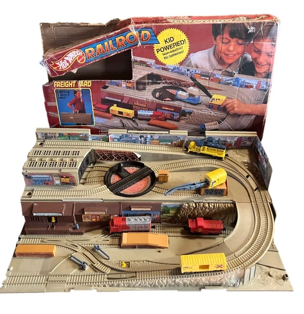 MATTEL HOT WHEELS Railroad Freight Yard 1983 W Box 5758 Sto Go See Desc 125.50 PicClick UK