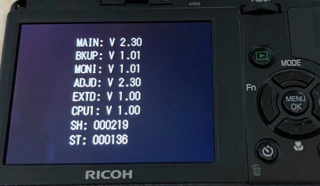 SH:219  [ TOP MINT in Box ] RICOH GR DIGITAL II 10.1MP Digital Camera From JAPAN 2