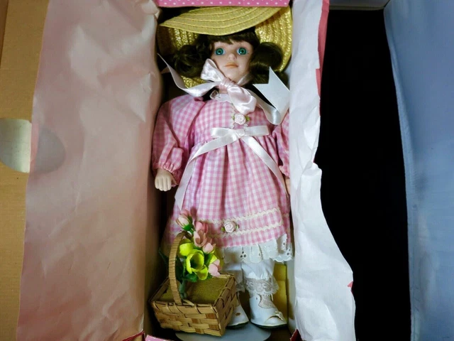 Paradise Galleries Porcelain Doll Treasury Collection Premiere Edition 14 inch
