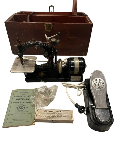 Ancienne Machine à Coudre Jouet Vintage – Avec Sa Boîte D'origine