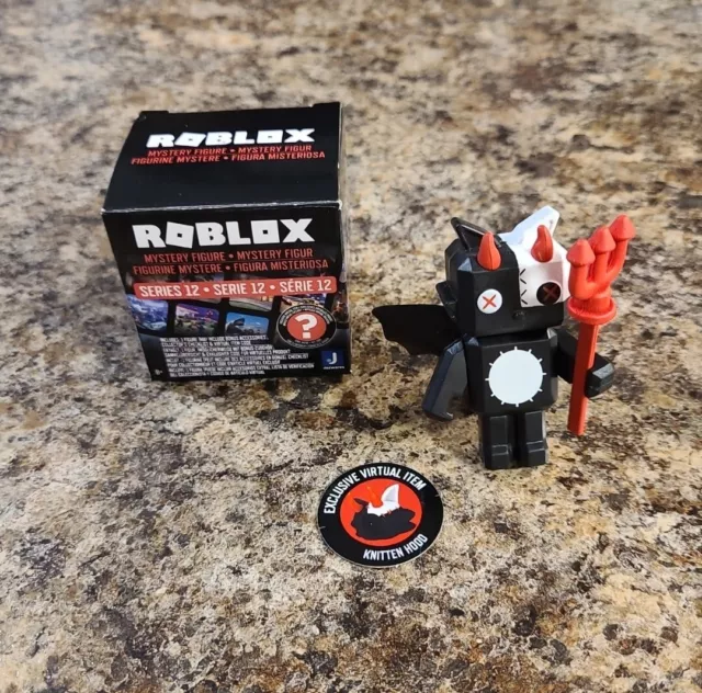 HOW TO GET Deadly Dark Dominus On Roblox (Rare Toy Code Item