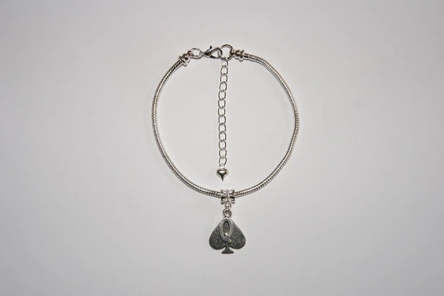 Didascalia "regina Di Picche Portata A Spasso Al Guinzaglio" Didascalie - Foto 8