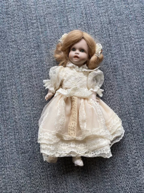 La Bambole Di Arianna Italian Vintage Porcelain Clarissa Doll