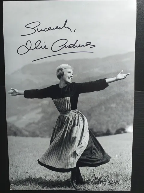 Fabulous JULIE  ANDREWS in SOUND OF MUSIC GENUINE  signed 12x8 with coa