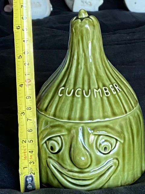 Vintage Sylvac Cucumber Face Pot No. 4565  16cm Tall