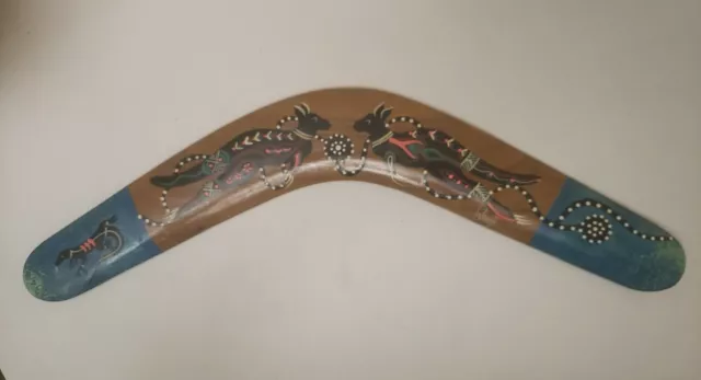 Australian made Souvenir BOOMERANG with Kangaroos by Bingra Boomerangs 45cm 18"