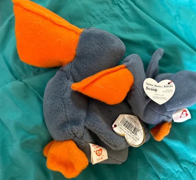 Scoop the Pelican Retired RARE Ty Beanie Baby with Tag Errors W/ Baby Scoop