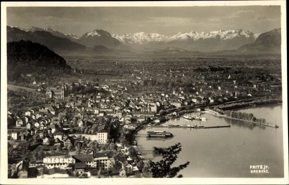 Ak Bregenz Vorarlberg, Panoramaansicht der Stadt, See, Gebirge - 3542193