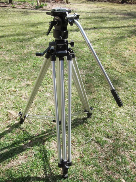 *BIG* BOGEN MANFROTTO 3046 TRIPOD w/3063 Head.Pro Med Format Studio Camera Video