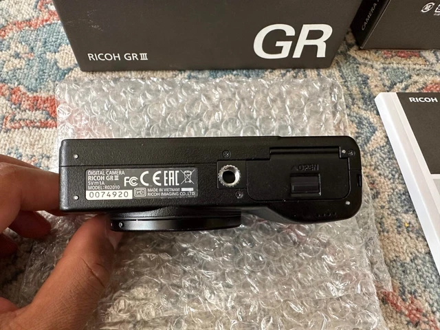 [EXTRA BATTERIES] Ricoh GR III 24.2MP w/ GR GA-1 Extender, TONS of accessories 5