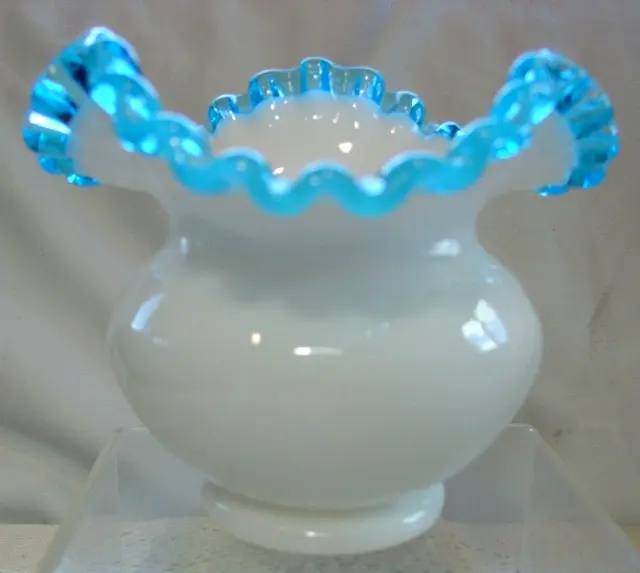 Fenton"C R~30%"Store"Sale"5"Aqua Blue Crest Glass~Tri-Vase+Mint~Vtg~1941-42