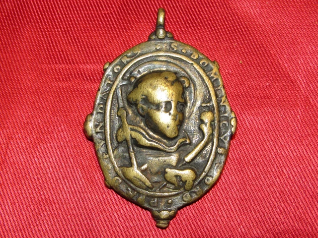 Médaille Religieuse Confrérie De Saint-Anne En Bronze | Pendentif Vintage, Occasion | Fabriqué En France