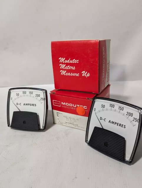 Modutec (Compton) 3PB-DAA-250, D-C Amperes Panel Meter, 0 - 250 Amp Scale