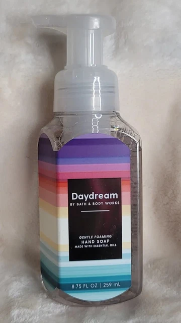 Jabón De Manos De Espuma Suave Bath & Body Works Daydream Con Aceites Esenciales Arco Iris