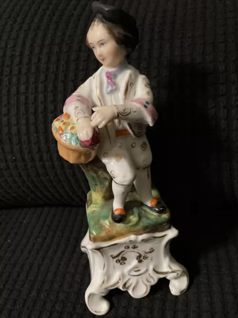 Antique French vieux paris porcelain 1 flower vase figurine statue