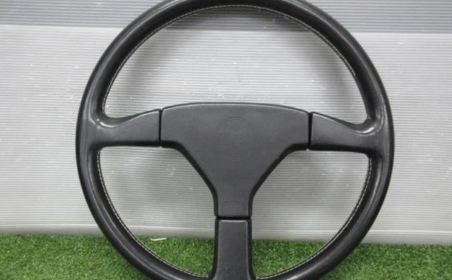 Volant MOMO OEM Cuir 37cm Pour Roadster NA6 - Occasion - Parfait Pour Restauration