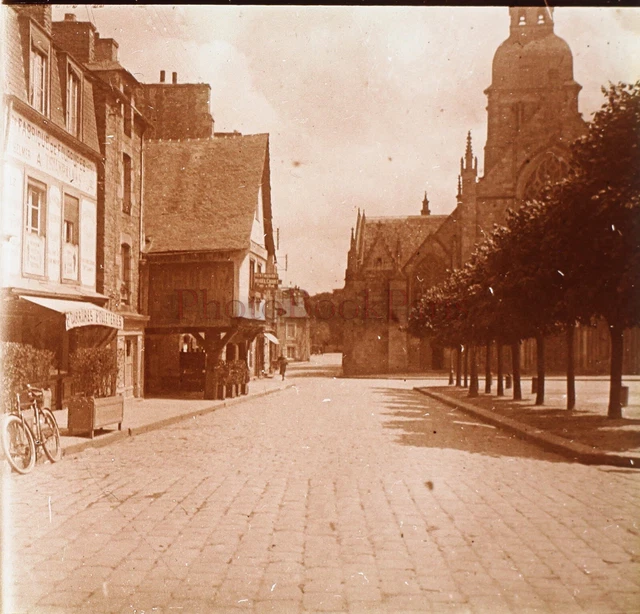 FRANCE Dinan Place Bretagne 1928 Photo Stereo Plaque de verre Vintage V26L2n