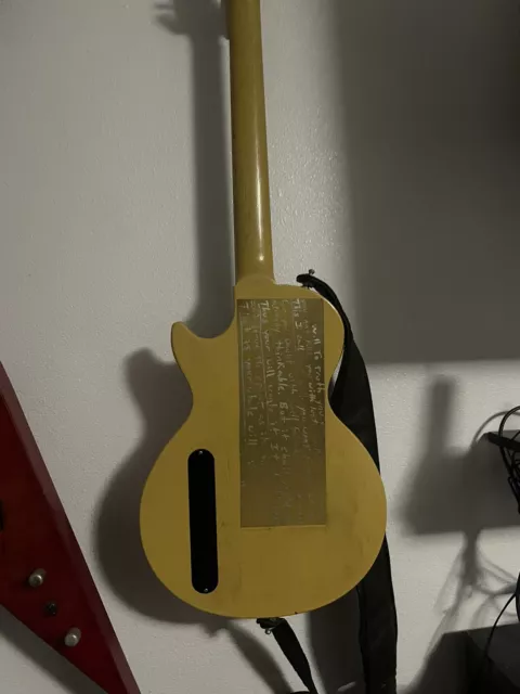 Gibson melody maker guitar 2