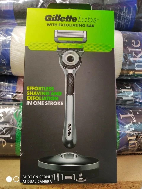 Gillette Labs Rasoio Uomo + 1 Lama Supporto Barra Esfoliante Ricarica