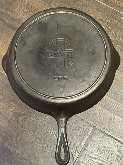 Vintage # 10 Griswold Cast Iron Skillet Erie 716 B No # Handle Smoke Fire Ring
