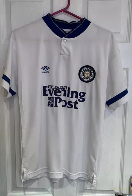 **Leeds United 1991-92 Home Shirt - Small - Retro Score Draw - 7 Strachan**