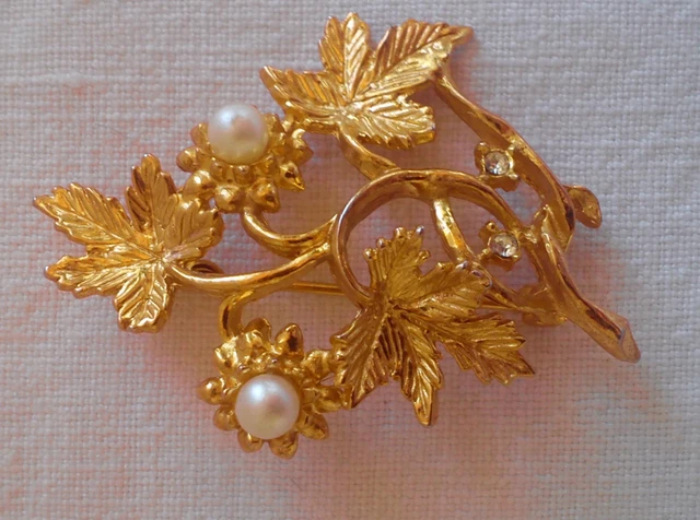 Broche Vintage Métal Doré - Forme Fleurs Branchées - Occasion En Bon état - Sans Marque