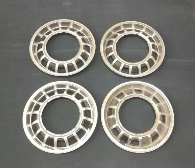 4 cerchi VW Golf 1 Mk I Scirocco Jetta anello ruota 13" 161601155 lamiera / NUOVO NOS