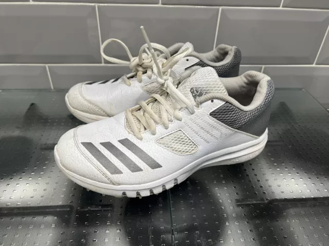 Adidas cricket spikes size 5.5