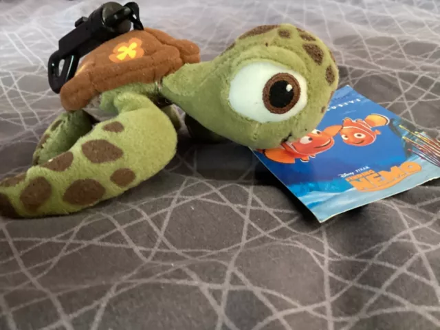 Peluche, le monde de Némo -  Squiz la tortue - Disney Store