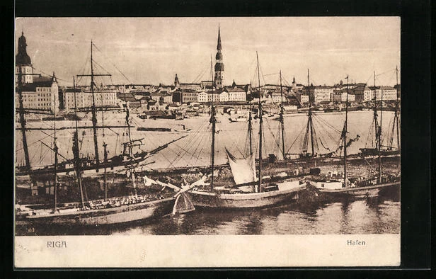 AK Riga, Hafenbild mit Stadtblick 1918