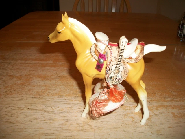Vintage Mexican Miniature Leather Horse Saddle /W Horse