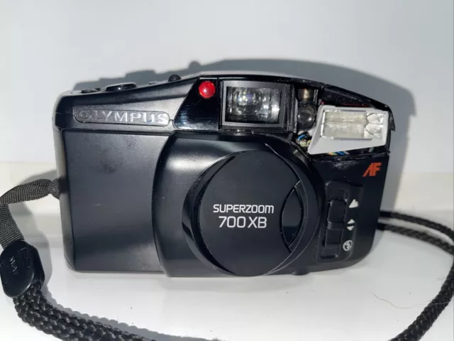 Olympus Superzoom 700XB AF Auto Focus Film Camera PARTS OR REPAIR (2-248)