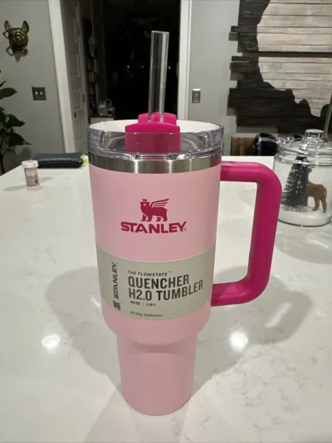 NWT Stanley Flamingo 40oz Stainless Steel Quencher H2.0 Flowstate