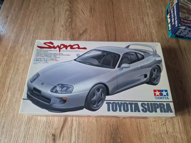 MAQUETTE 1/24e "TOYOYA SUPRA" TAMIYA SPORTS CAR SERIE NEUF EN BOITE