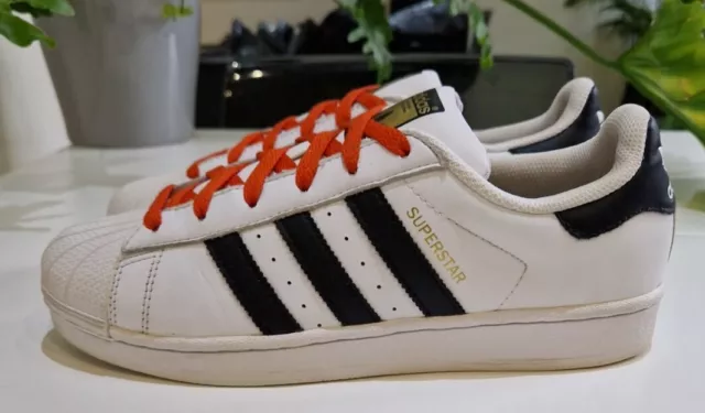 ADIDAS SUPERSTAR ORIGINALS. Mens Size 10 Uk Trainers. White Blk