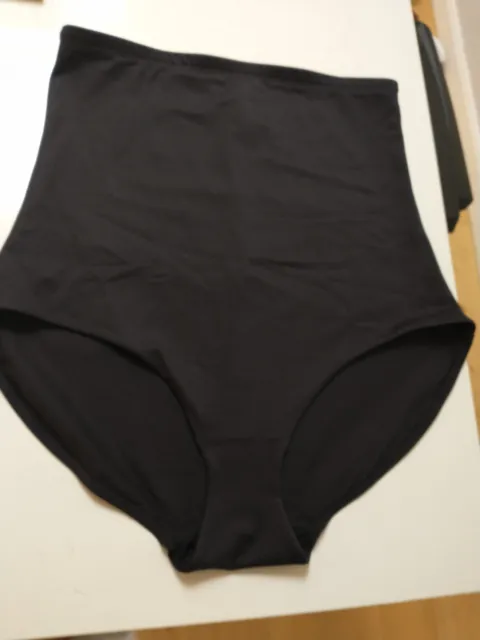 Black Seamless Smoothing Bodysuit - Matalan