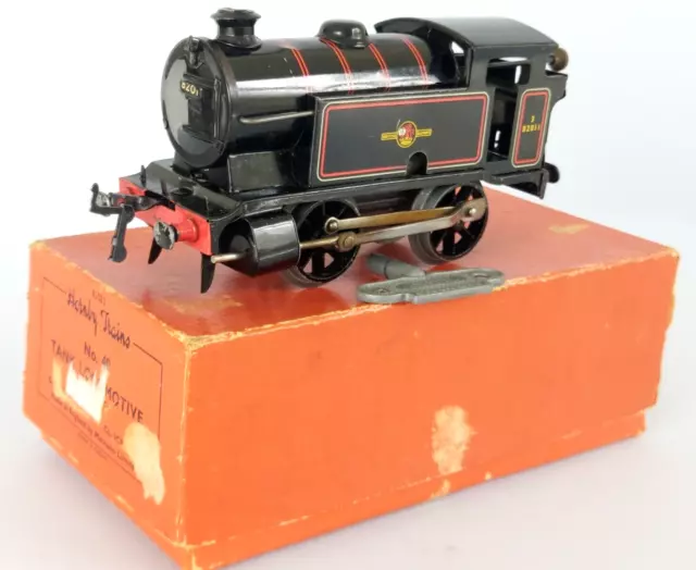 O Gauge HORNBY TRAINS  Type 40 Clockwork Tank Locomotive in its Original Box (B)