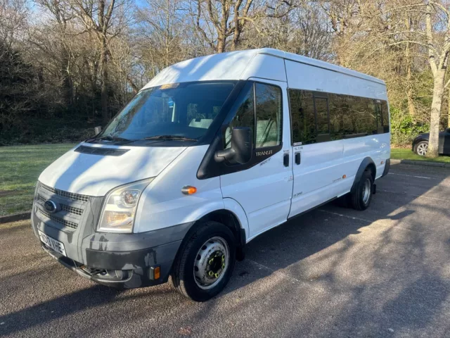 2013 (13) Ford Transit 115 T430 17 Seat Minibus Mk7 Manual White Diesel