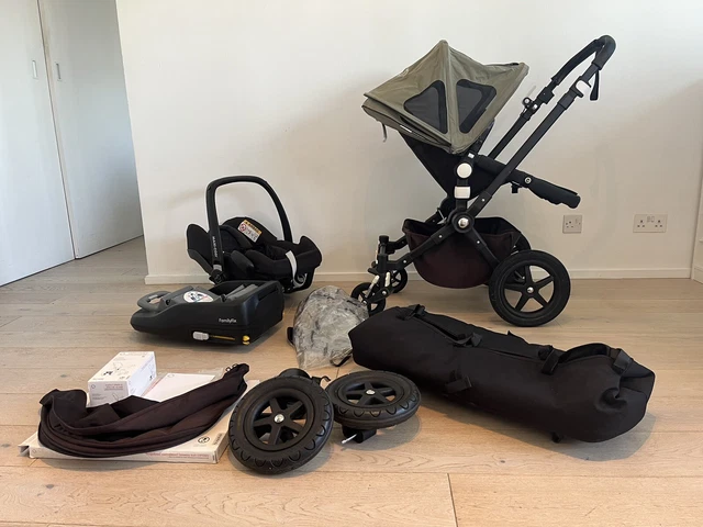 Bugaboo Cameleon Black + Green extra sun canopy + Accessories and Travel System