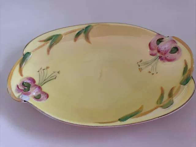 ROYAL WINTON-GRIMWADES-YELLOW “TIGER LILY” SMALL SERVING DISH.  @1940`s RARE