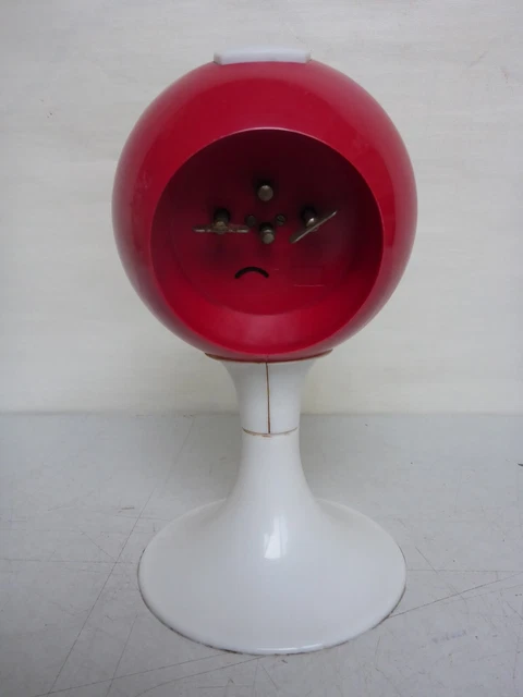 alter Wecker Kugel alte Uhr Kunststoff DDR victoria made in romania 70er 7