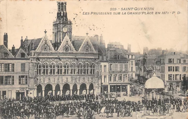 Cpa-Saint-Quentin Los Conjunto de Sellos De Sur la Gran Plaza De 1871 (122894)